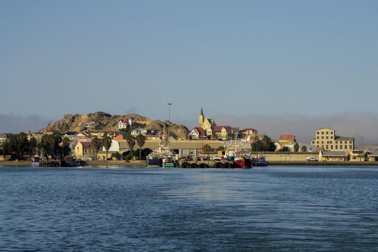 Alte Villa Boutique Hotel Людериц Экстерьер фото