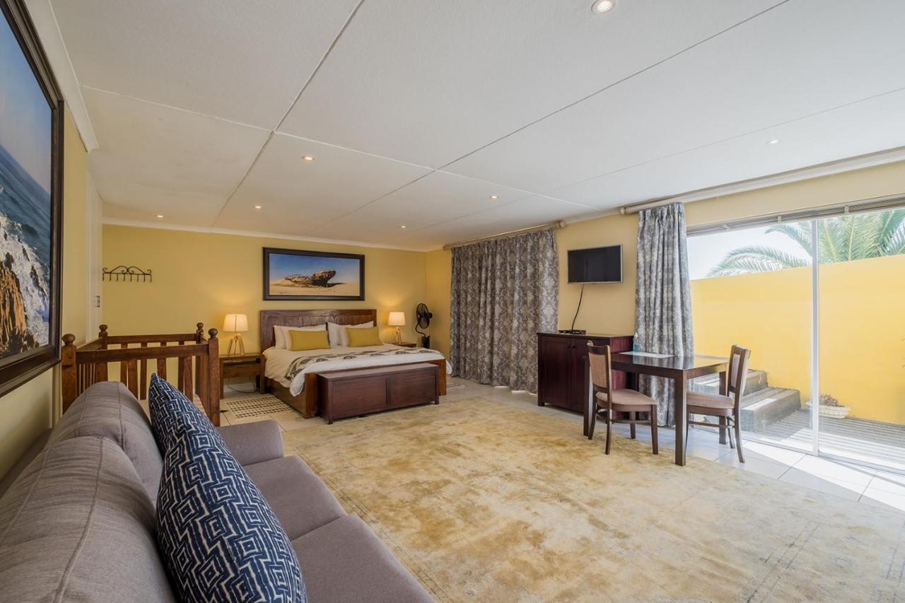 Alte Villa Boutique Hotel Людериц Экстерьер фото