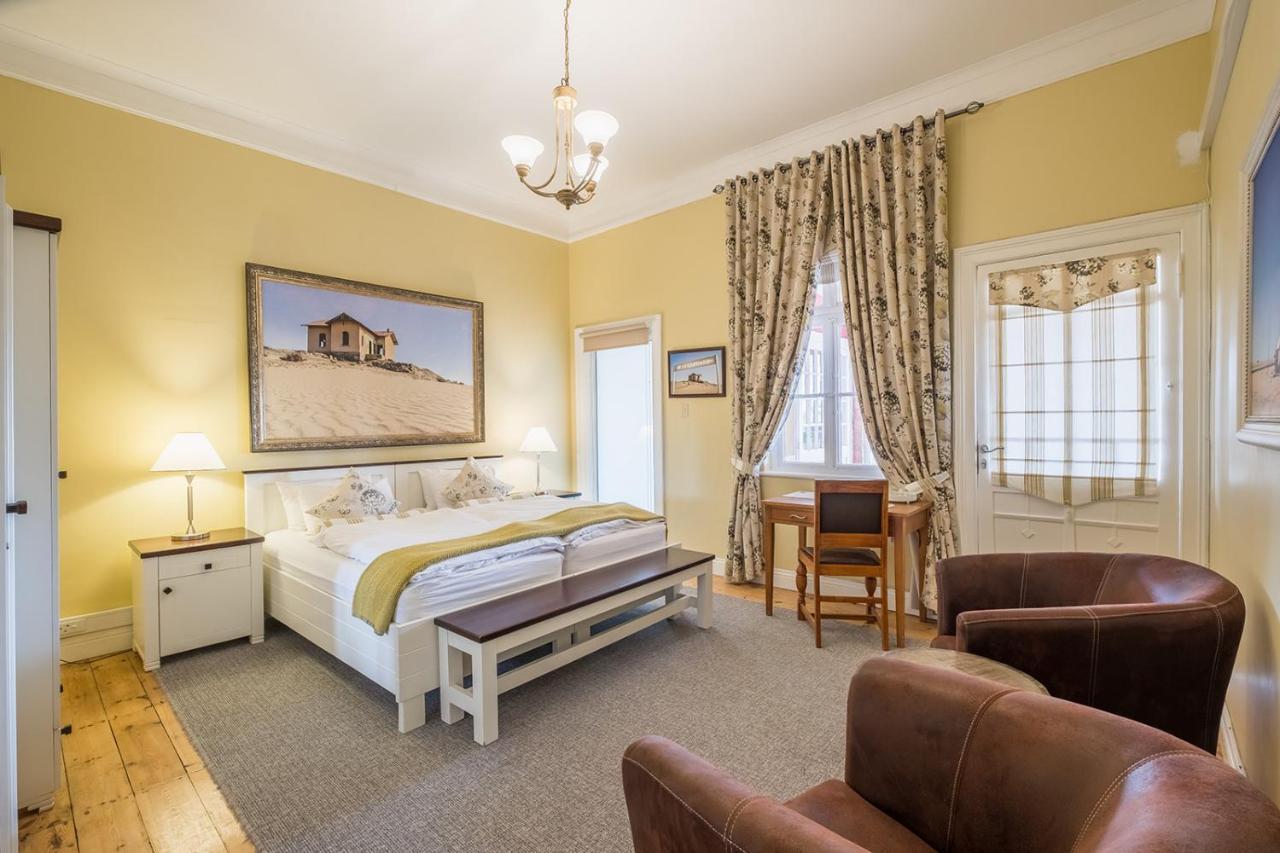 Alte Villa Boutique Hotel Людериц Экстерьер фото
