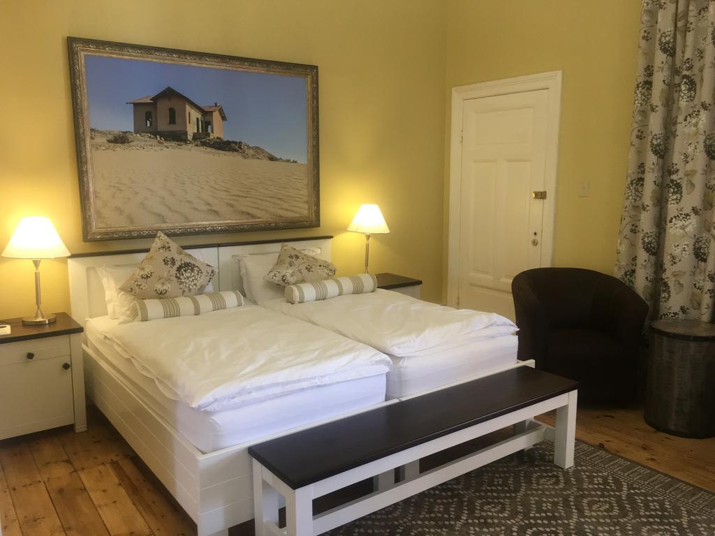 Alte Villa Boutique Hotel Людериц Экстерьер фото